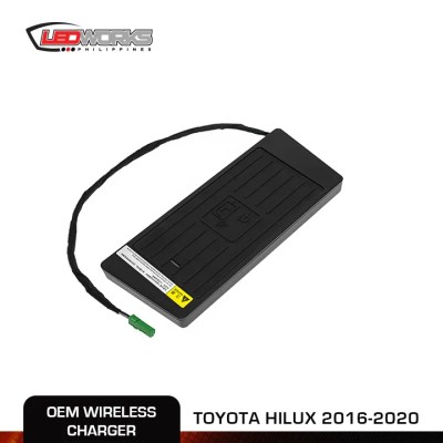 toyota-hilux-2016-2020-wireless-charger-cebu-philippines-04